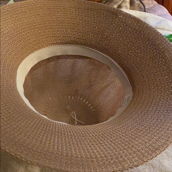 Hat - Picture 4 of 4
